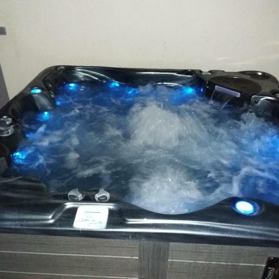 Chambres D'Hotes Luxe Et Serenite Theize 외부 사진