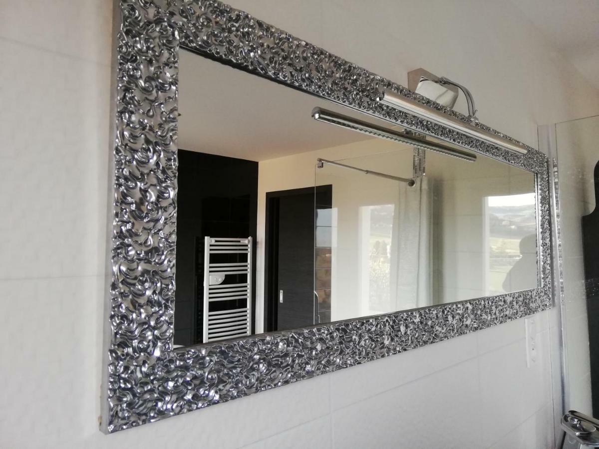 Chambres D'Hotes Luxe Et Serenite Theize 외부 사진